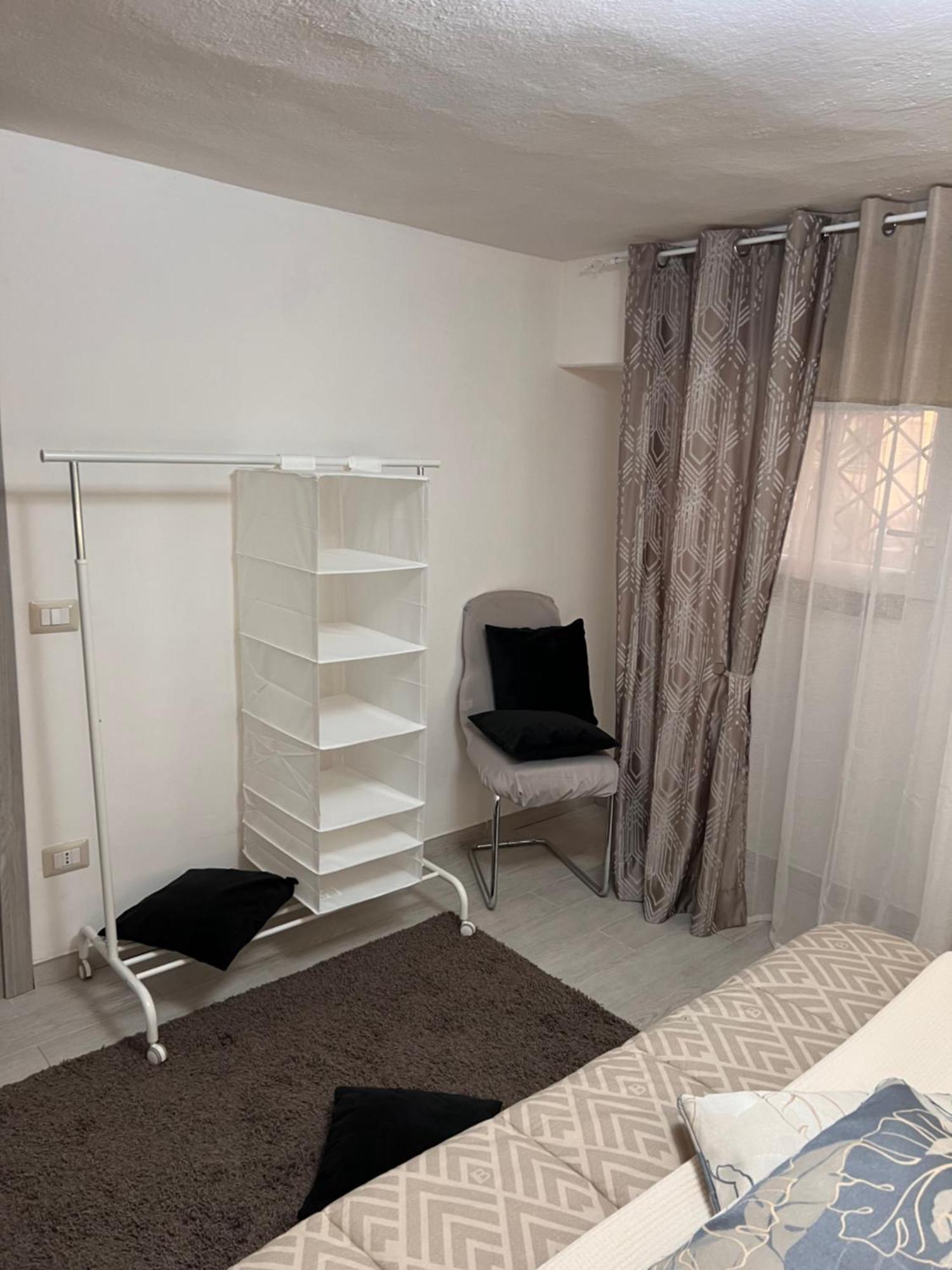 Casa Vacanze Manzoni 29 Каляри Екстериор снимка