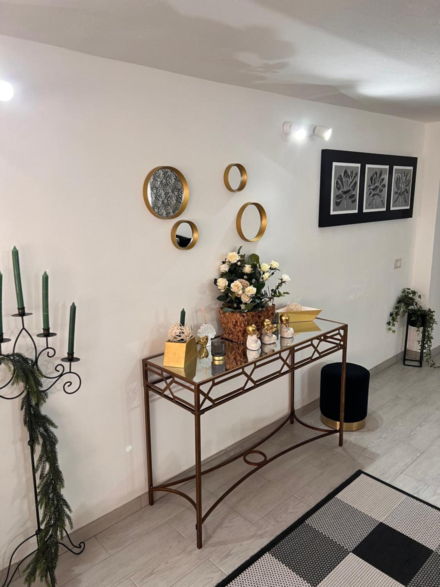 Casa Vacanze Manzoni 29 Каляри Екстериор снимка