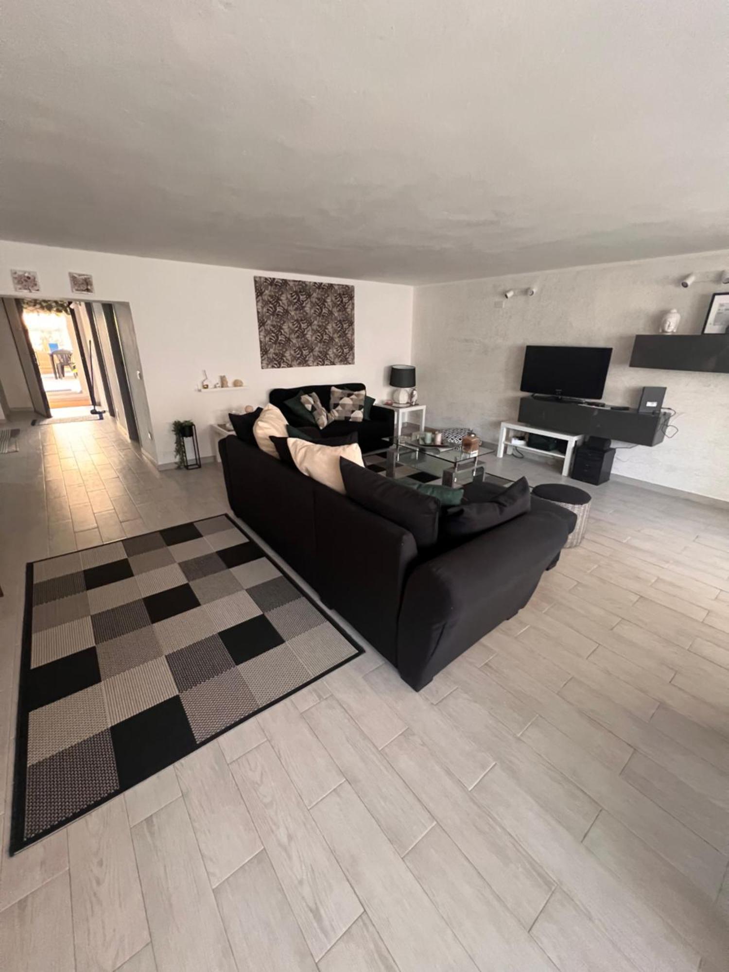 Casa Vacanze Manzoni 29 Каляри Екстериор снимка