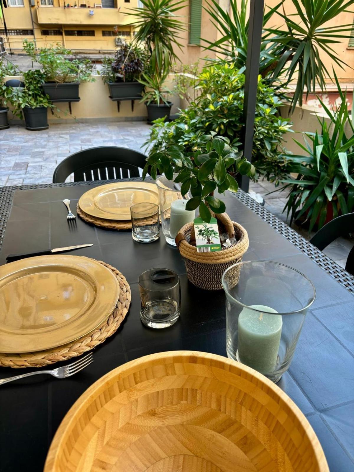 Casa Vacanze Manzoni 29 Каляри Екстериор снимка